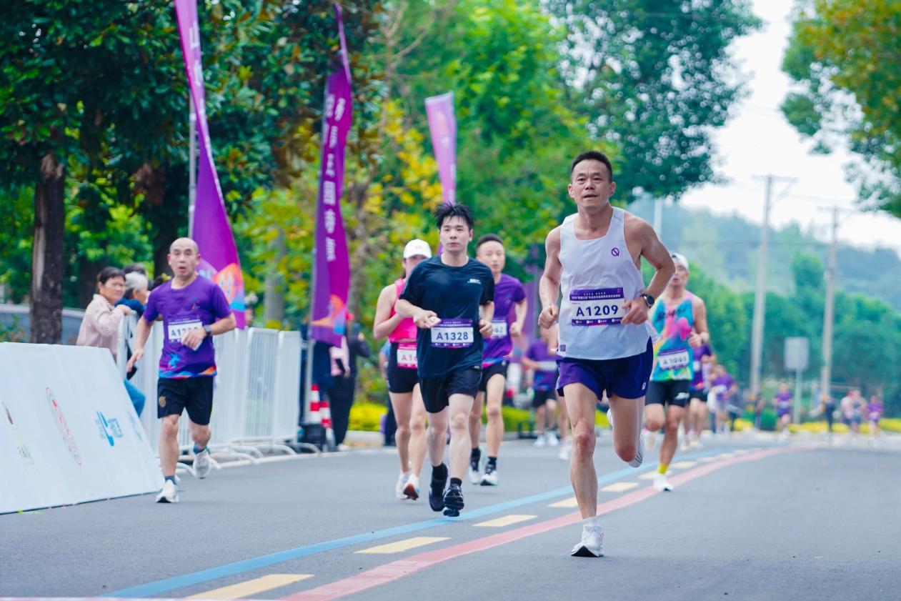 人的助威乐, 规划了两条