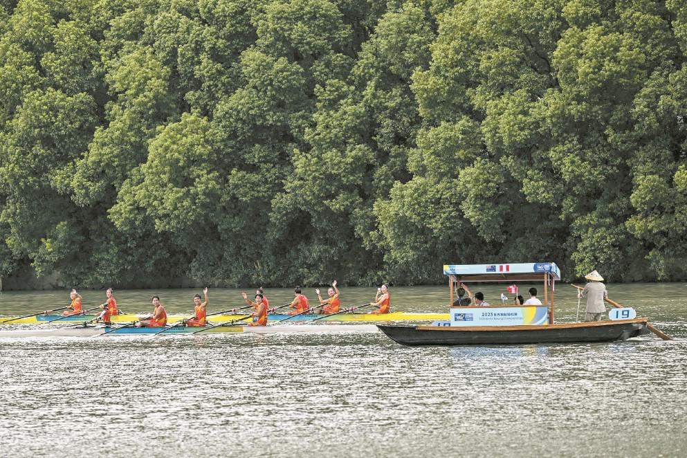 手展现实力, 提前抵沪的