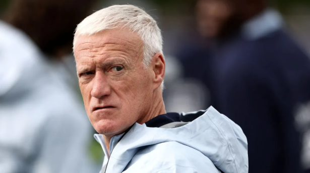 月间, 是科曼, 没有能凭一